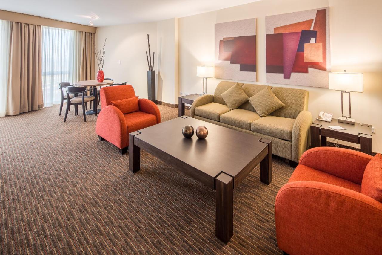 Crowne Plaza Monterrey Aeropuerto By Ihg Hotell Eksteriør bilde