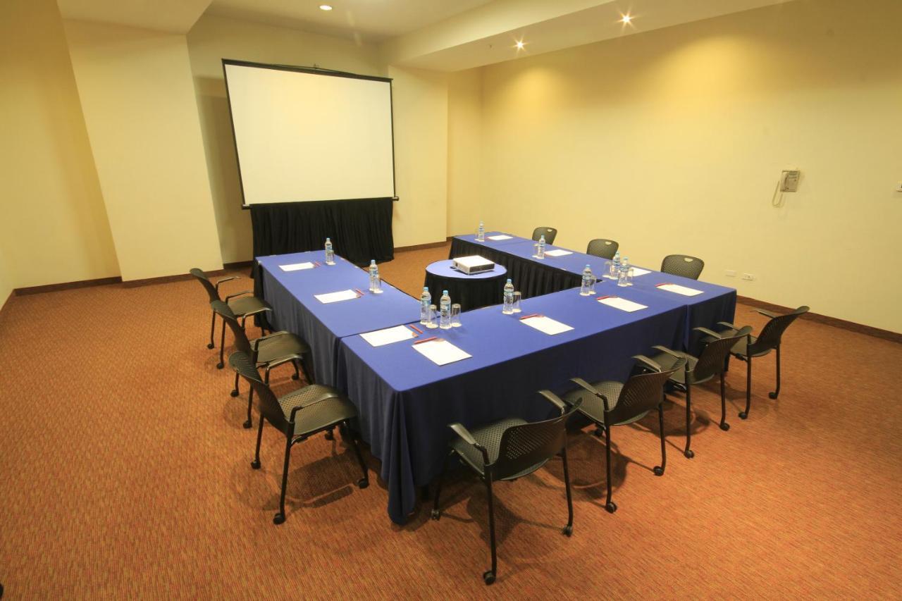Crowne Plaza Monterrey Aeropuerto By Ihg Hotell Eksteriør bilde